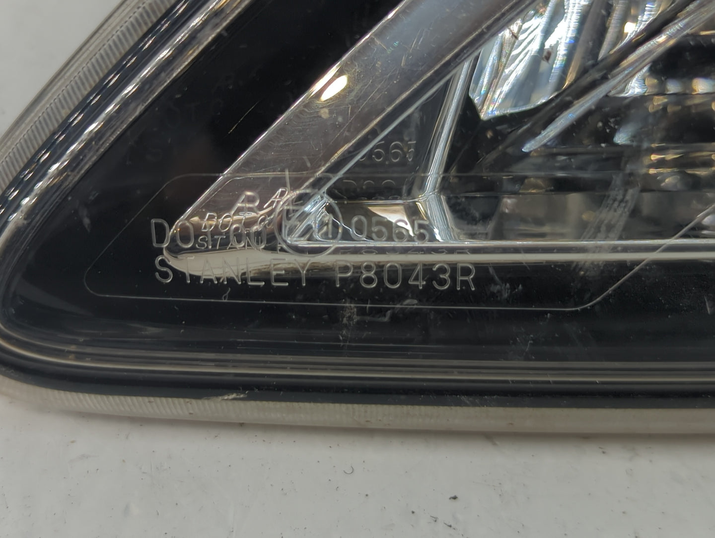 2010-2013 Mazda 3 Tail Light Assembly Driver Left OEM P/N:P8043R Fits Fits 2010 2011 2012 2013 OEM Used Auto Parts - Oemused