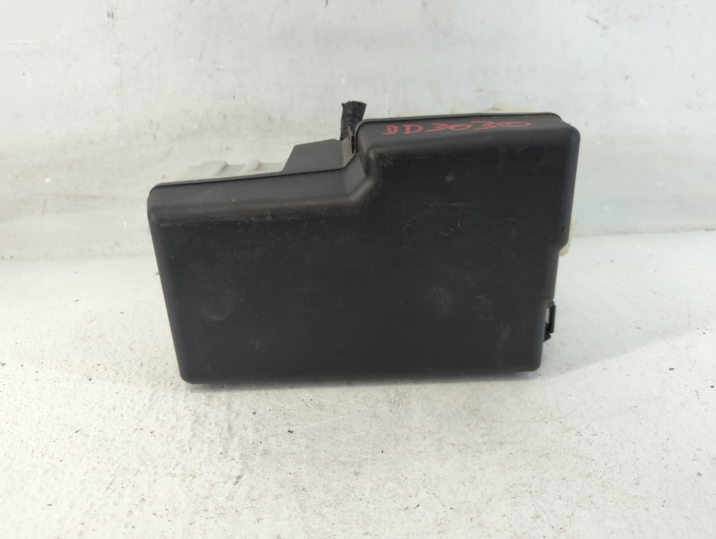 2008-2010 Mazda 5 Fusebox Fuse Box Panel Relay Module P/N:K7005 CD84 66 760 Fits Fits 2008 2009 2010 OEM Used Auto Parts - O