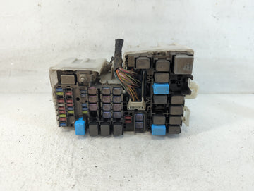 2008-2010 Mazda 5 Fusebox Fuse Box Panel Relay Module P/N:K7005 CD84 66 760 Fits Fits 2008 2009 2010 OEM Used Auto Parts