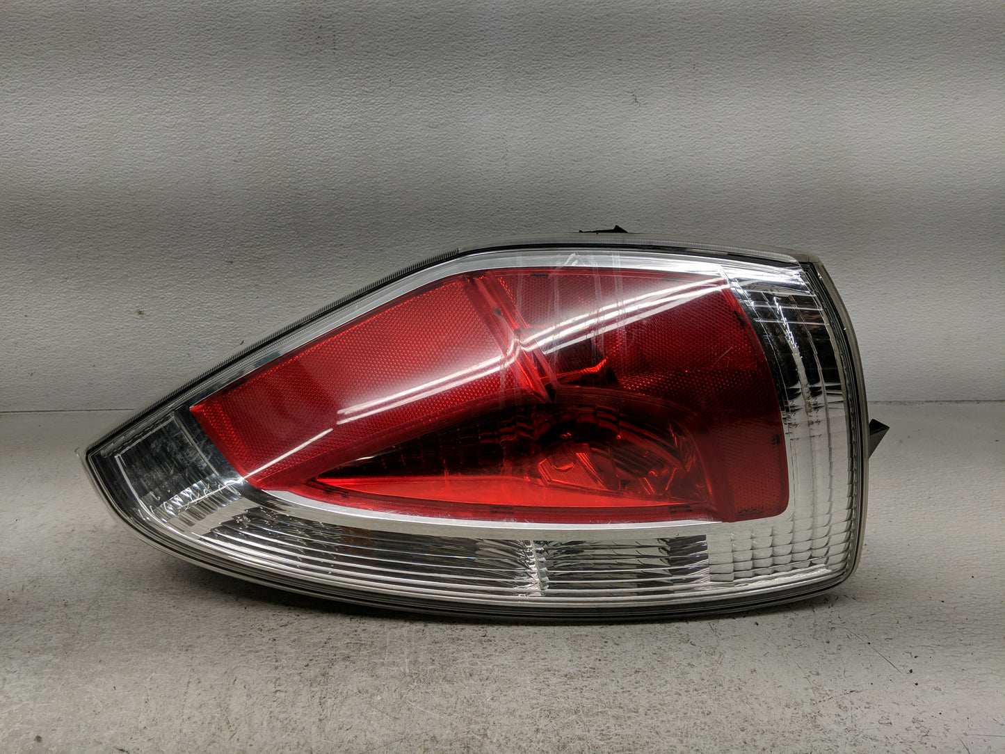 2010 Mazda 5 Tail Light Assembly Passenger Right OEM P/N:C291 51150 Fits OEM Used Auto Parts - Oemusedautoparts1.com
