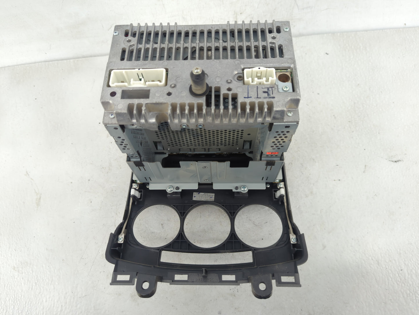 2008-2010 Mazda 5 Radio AM FM Cd Player Receiver Replacement P/N:14797346 Fits Fits 2008 2009 2010 OEM Used Auto Parts - Oem