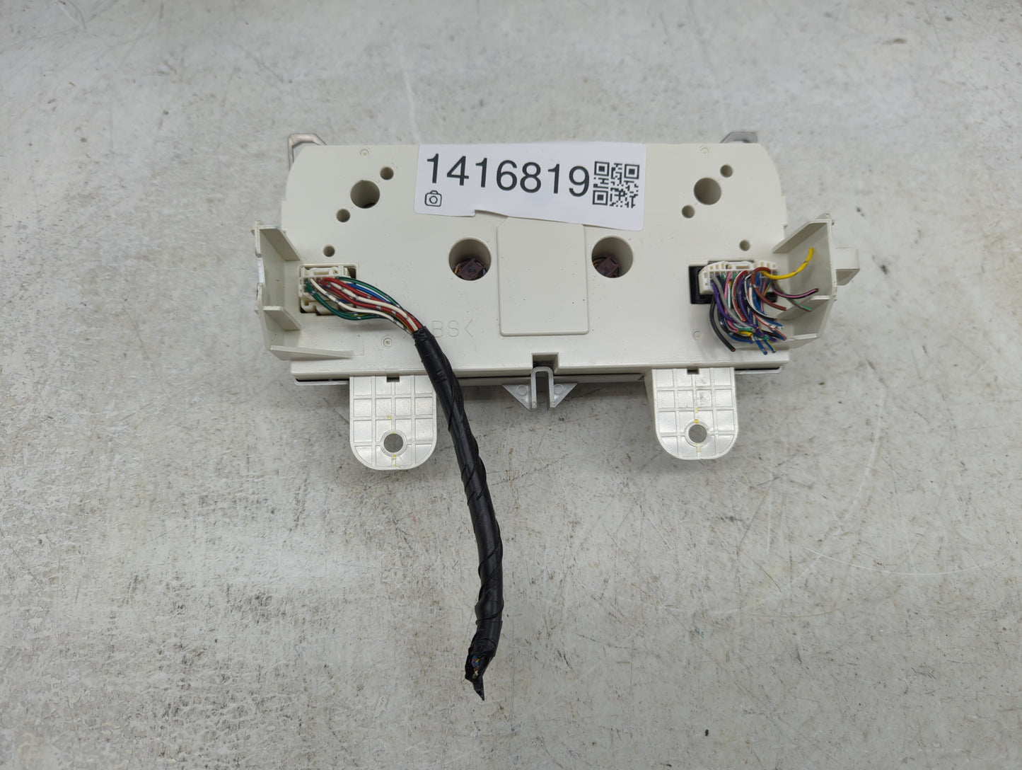 2008-2010 Mazda 5 Climate Control Module Temperature AC/Heater Replacement P/N:K1900CE49 A03 Fits Fits 2008 2009 2010 OEM Us