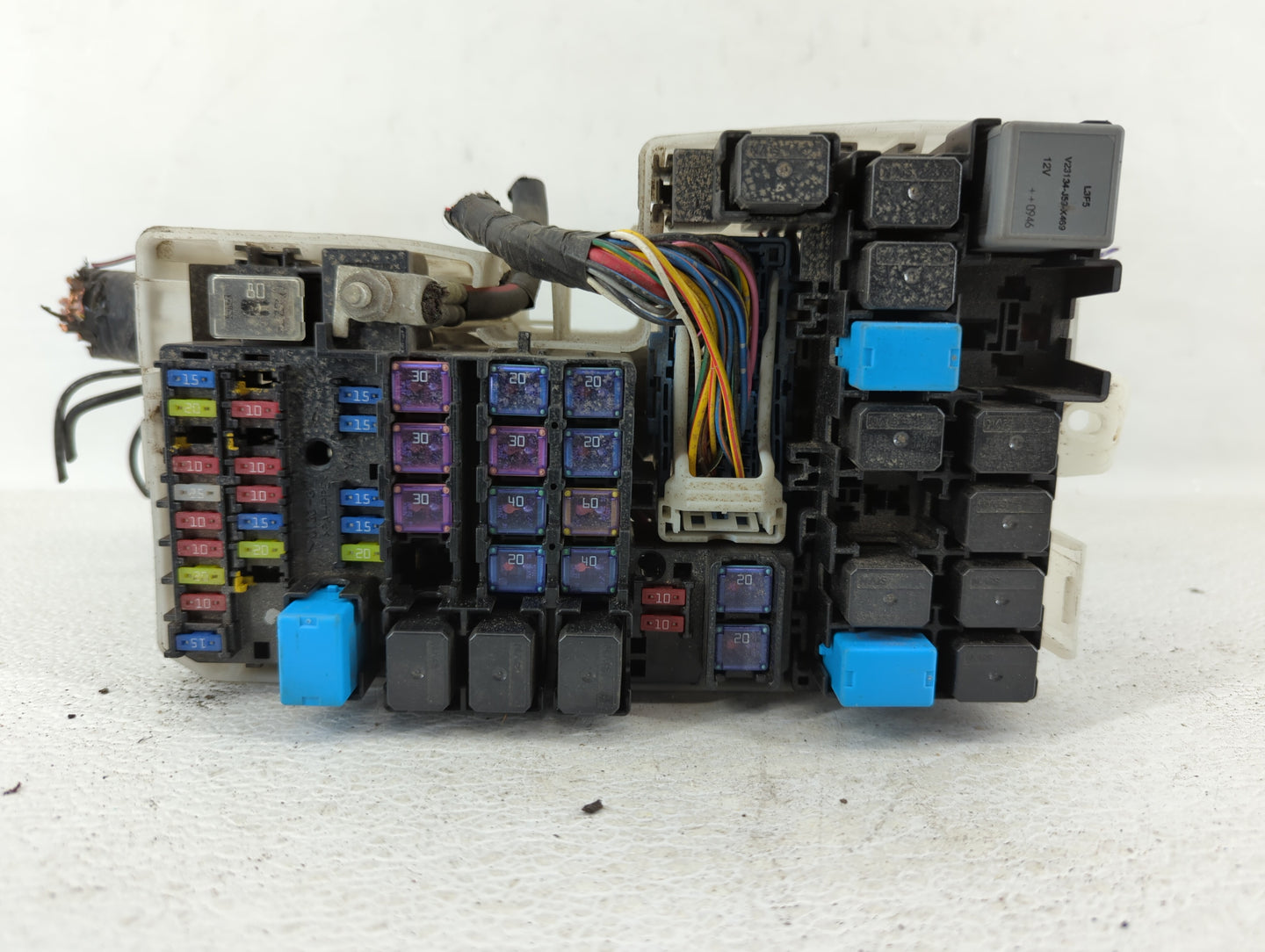 2008-2010 Mazda 5 Fusebox Fuse Box Panel Relay Module P/N:CD84 66 760 Fits Fits 2008 2009 2010 OEM Used Auto Parts - Oemused
