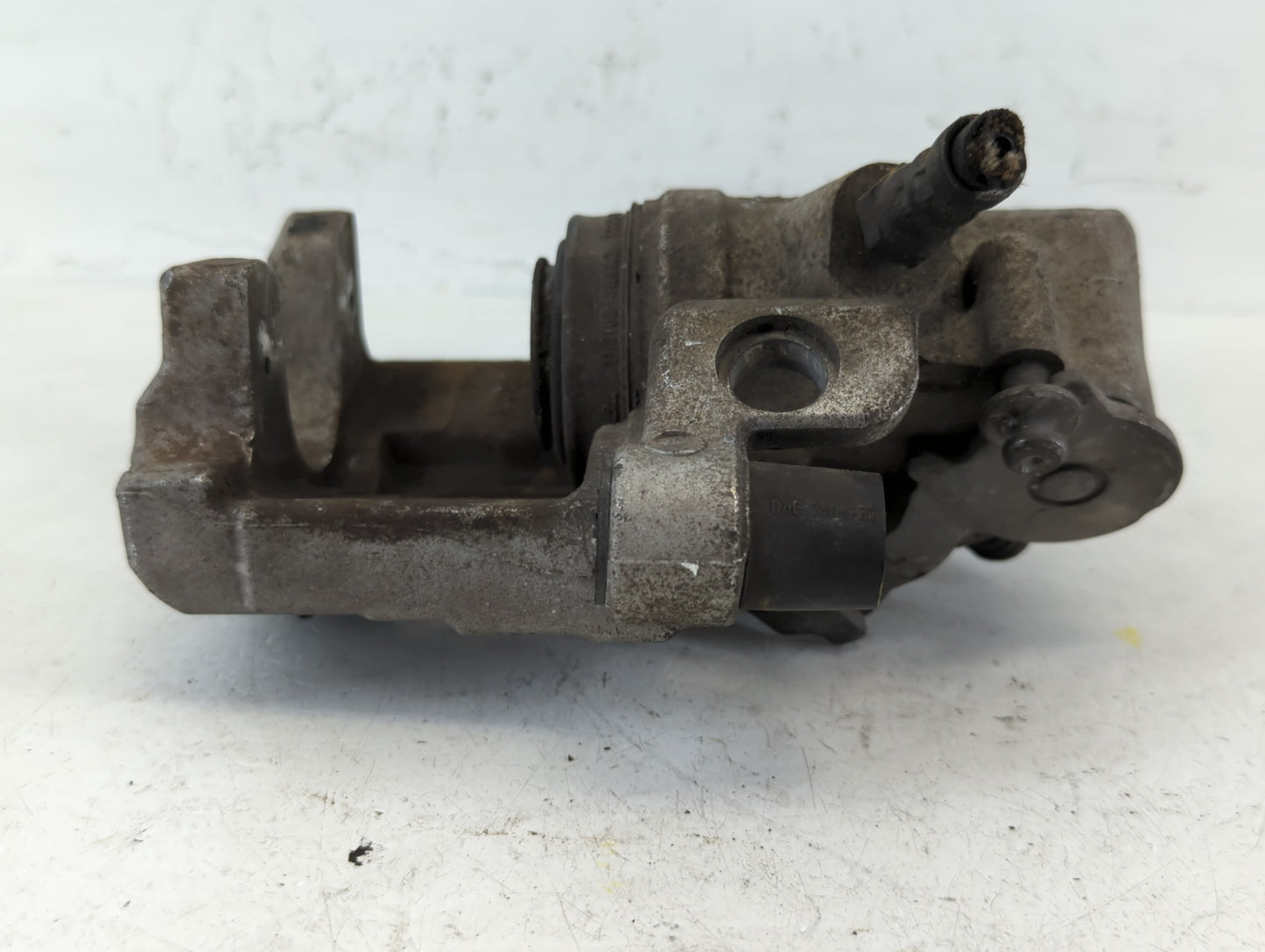 2008-2017 Mazda 5 Front Driver Left Brake Caliper - Oemusedautoparts1.com