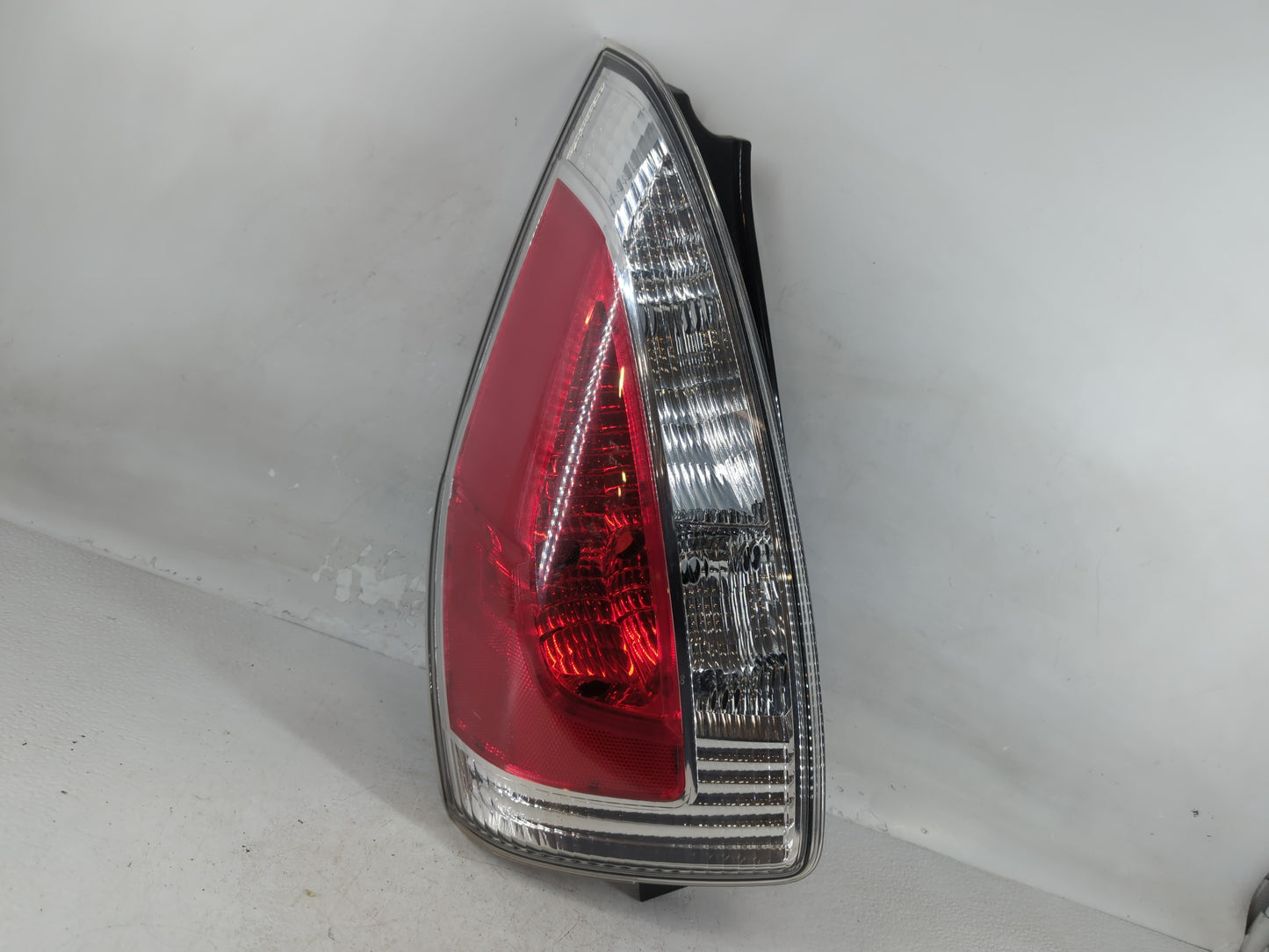2008-2010 Mazda 5 Tail Light Assembly Driver Left OEM P/N:K2442 C291 51160 Fits Fits 2008 2009 2010 OEM Used Auto Parts - Oe