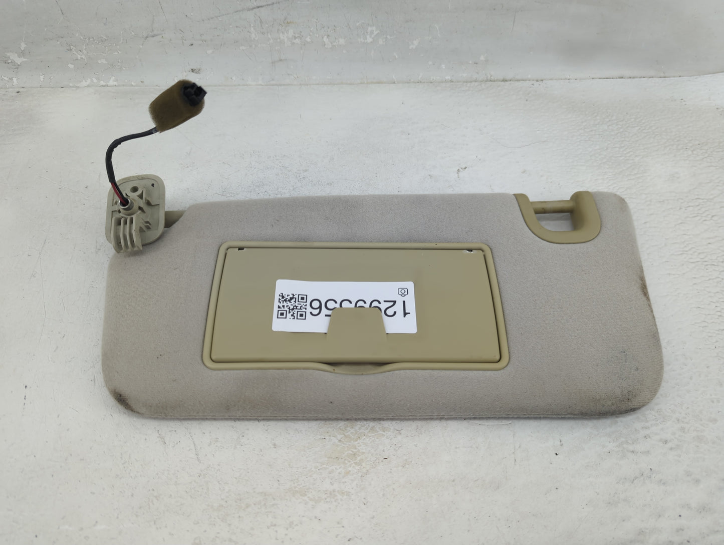 2009-2013 Mazda 6 Sun Visor Shade Replacement Passenger Right Mirror Fits Fits 2009 2010 2011 2012 2013 OEM Used Auto Parts 