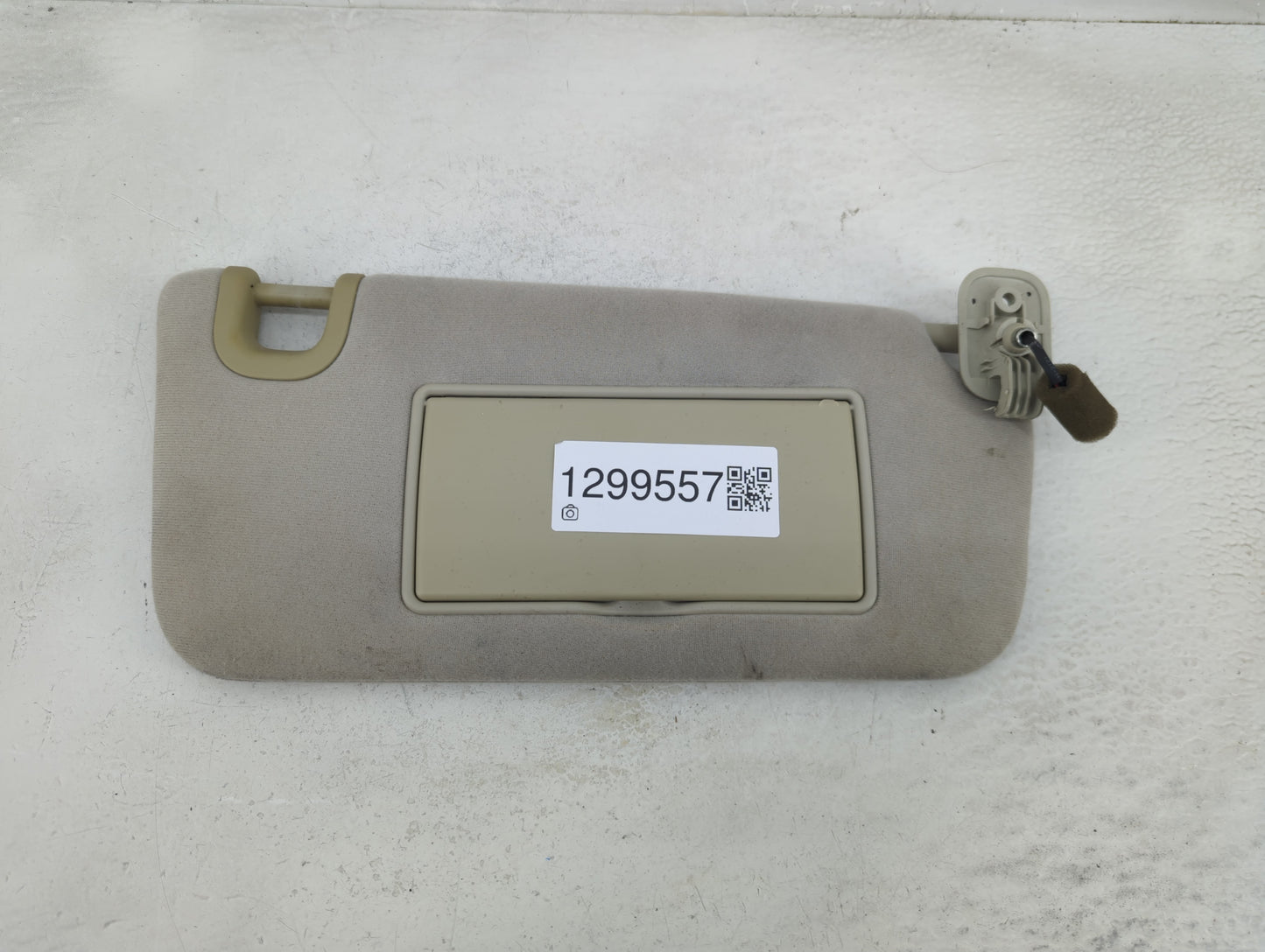 2009-2013 Mazda 6 Sun Visor Shade Replacement Driver Left Mirror Fits Fits 2009 2010 2011 2012 2013 OEM Used Auto Parts - Oe
