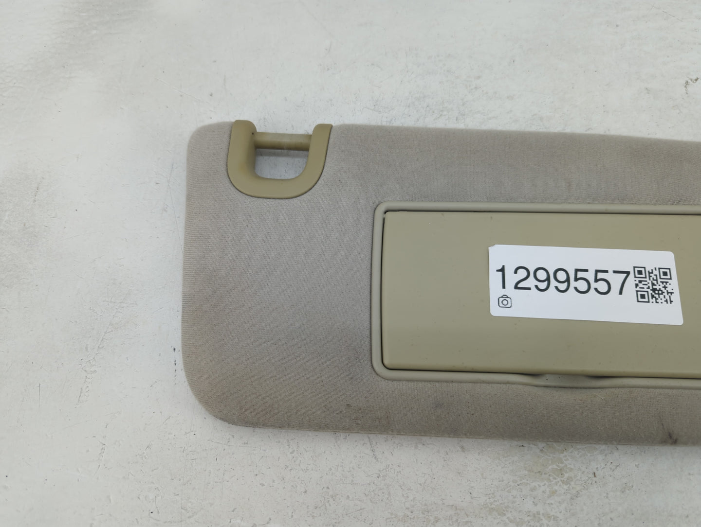 2009-2013 Mazda 6 Sun Visor Shade Replacement Driver Left Mirror Fits Fits 2009 2010 2011 2012 2013 OEM Used Auto Parts - Oe