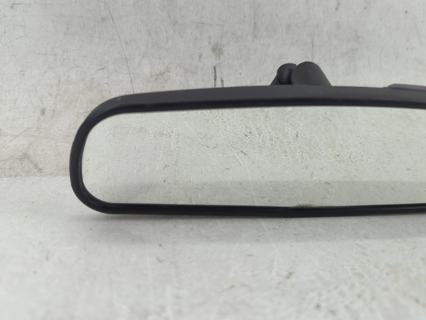 2009-2010 Mazda 6 Interior Rear View Mirror Replacement OEM P/N:E8011681 Fits Fits 2009 2010 OEM Used Auto Parts - Oemusedau