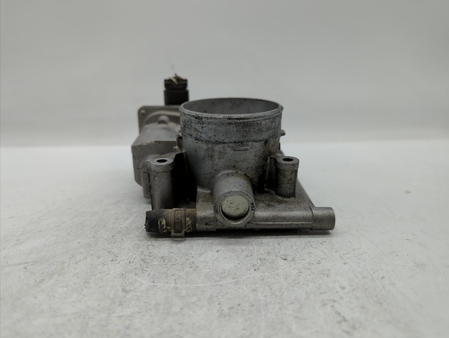 2006-2008 Mazda 6 Throttle Body P/N:6M8G-9F991-A L3R4 13 640, L3G2 13 640 A Fits Fits 2006 2007 2008 2009 2010 2011 2012 201
