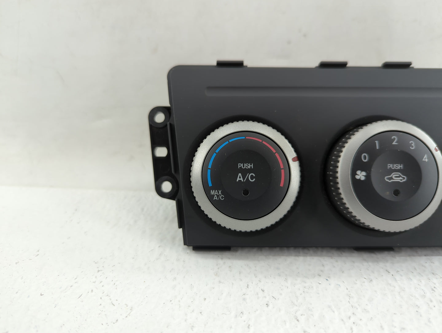 2009-2013 Mazda 6 Climate Control Module Temperature AC/Heater Replacement P/N:GS3L 61190C GS3L 61180E Fits OEM Used Auto Pa