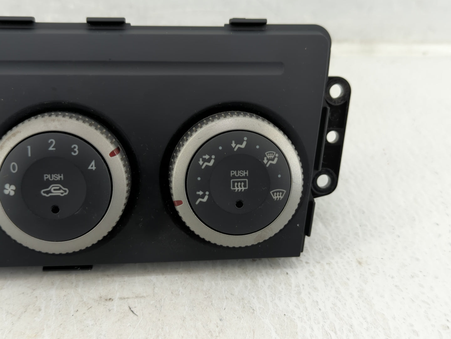 2009-2013 Mazda 6 Climate Control Module Temperature AC/Heater Replacement P/N:5037226072H Fits Fits 2009 2010 2011 2012 201