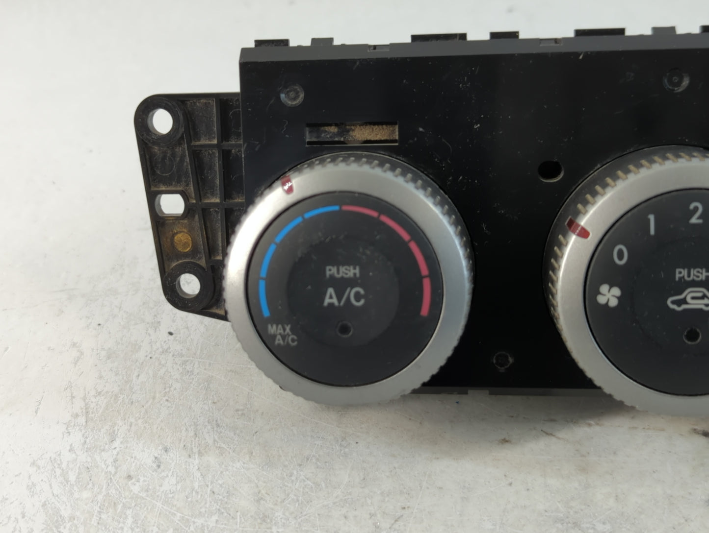 2009-2013 Mazda 6 Climate Control Module Temperature AC/Heater Replacement P/N:M19980A Fits Fits 2009 2010 2011 2012 2013 OE