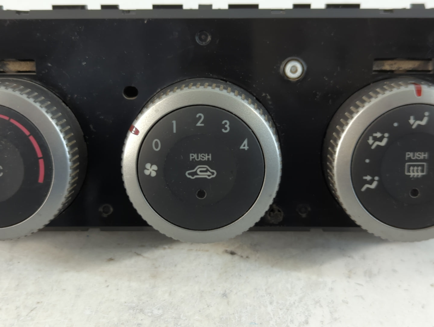 2009-2013 Mazda 6 Climate Control Module Temperature AC/Heater Replacement P/N:M19980A Fits Fits 2009 2010 2011 2012 2013 OE