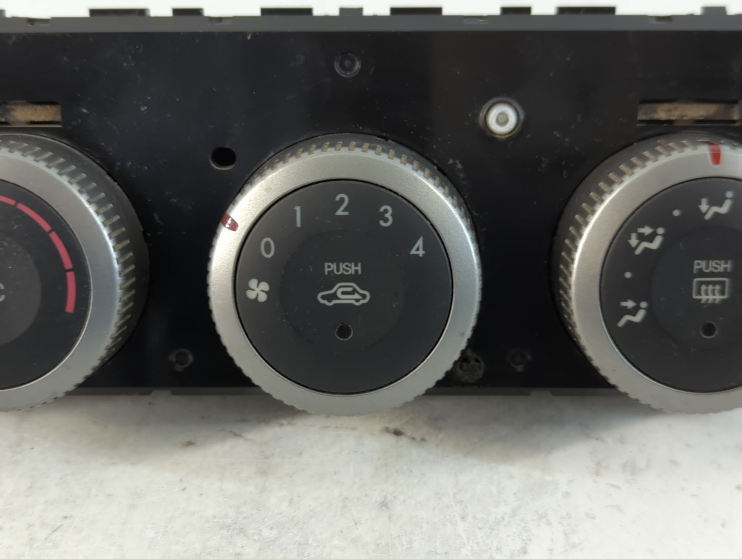 2009-2013 Mazda 6 Climate Control Module Temperature AC/Heater Replacement P/N:M19980A Fits Fits 2009 2010 2011 2012 2013 OE