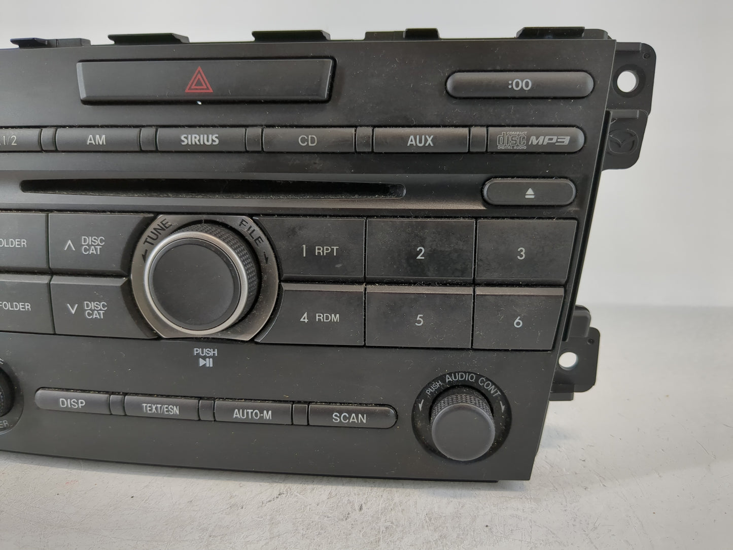 2010 Mazda Cx-7 Radio AM FM Cd Player Receiver Replacement P/N:EH44 66 AR0A Fits OEM Used Auto Parts - Oemusedautoparts1.com