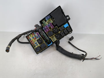 2010-2012 Mazda Cx-7 Fusebox Fuse Box Panel Relay Module P/N:518818109 Fits Fits 2010 2011 2012 OEM Used Auto Parts