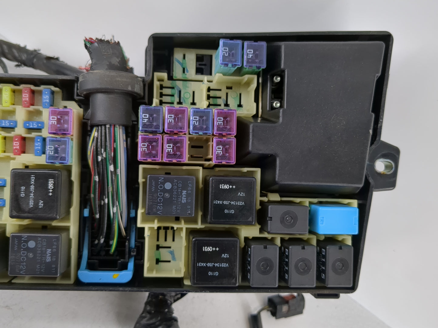 2010-2012 Mazda Cx-7 Fusebox Fuse Box Panel Relay Module P/N:518818109 Fits Fits 2010 2011 2012 OEM Used Auto Parts - Oemuse