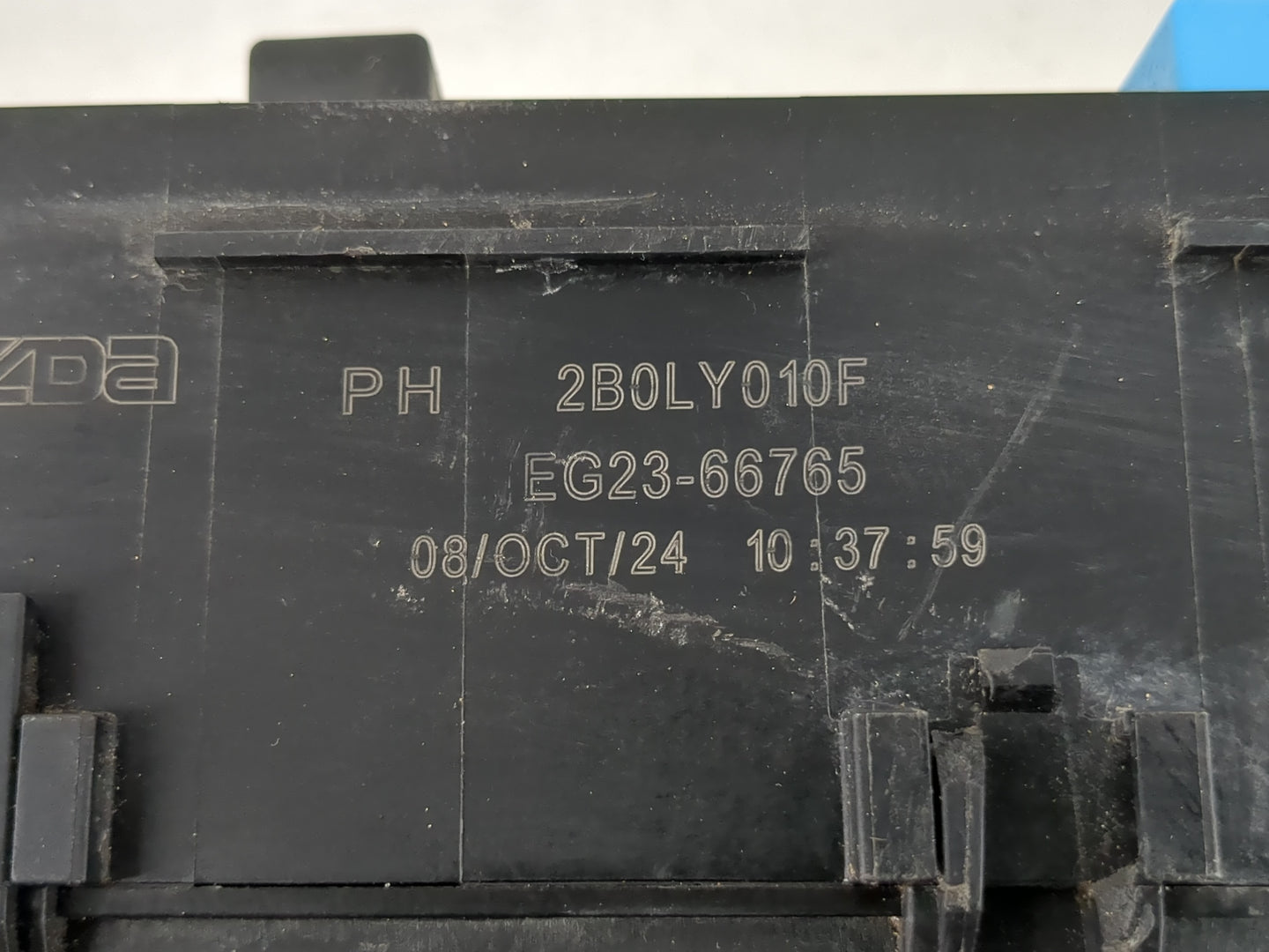 2010-2012 Mazda Cx-7 Fusebox Fuse Box Panel Relay Module P/N:2B0LY010F EG23-66765 Fits Fits 2010 2011 2012 OEM Used Auto Par