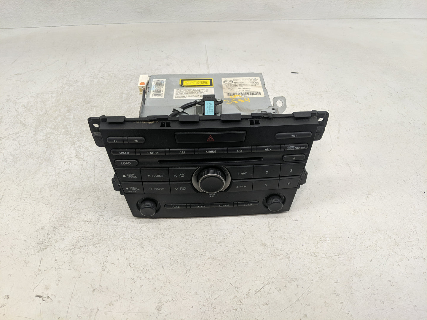 2010 Mazda Cx-7 Radio AM FM Cd Player Receiver Replacement P/N:EH44 66 AR0A Fits OEM Used Auto Parts - Oemusedautoparts1.com
