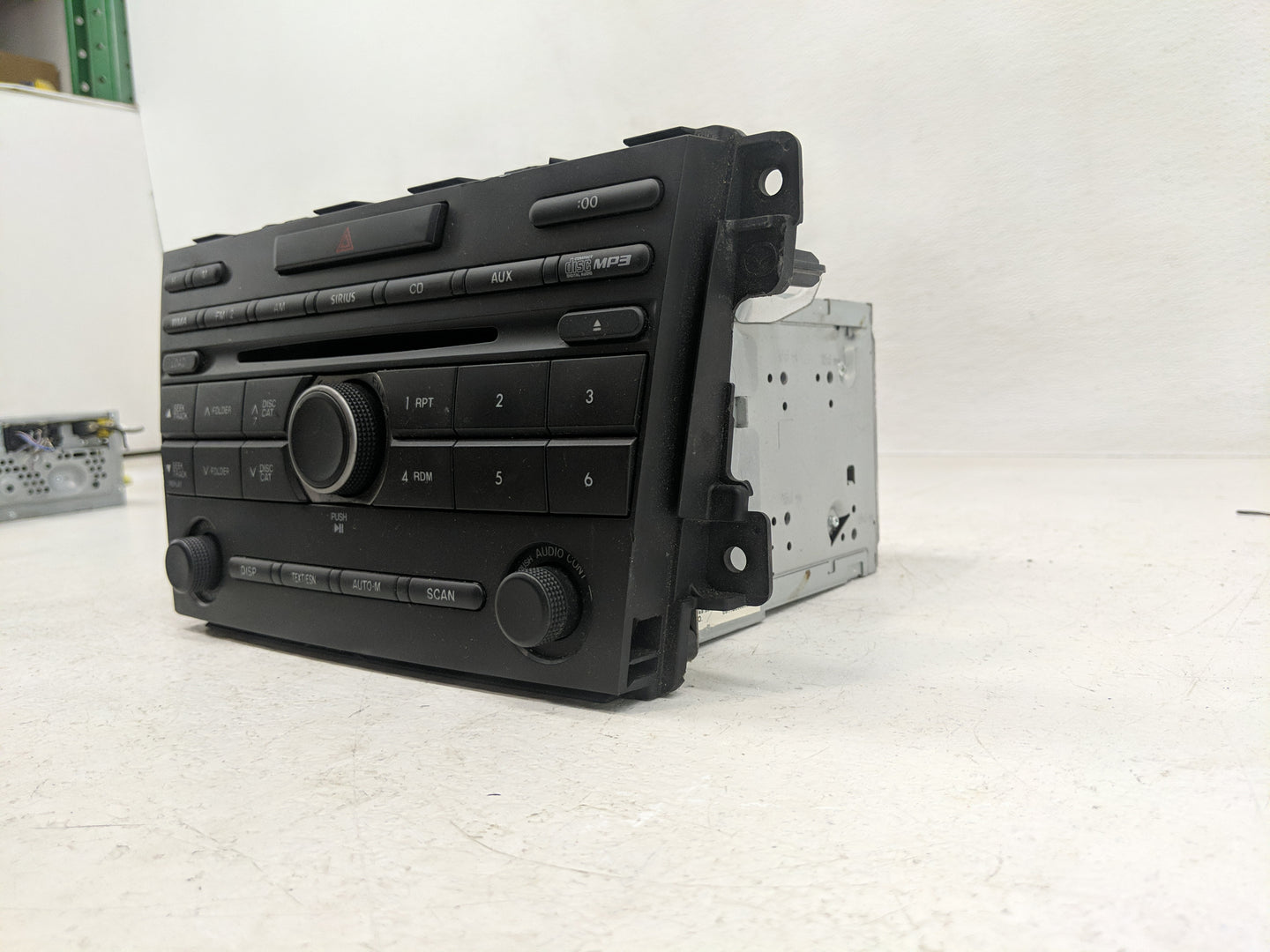 2010 Mazda Cx-7 Radio AM FM Cd Player Receiver Replacement P/N:EH44 66 AR0A Fits OEM Used Auto Parts - Oemusedautoparts1.com