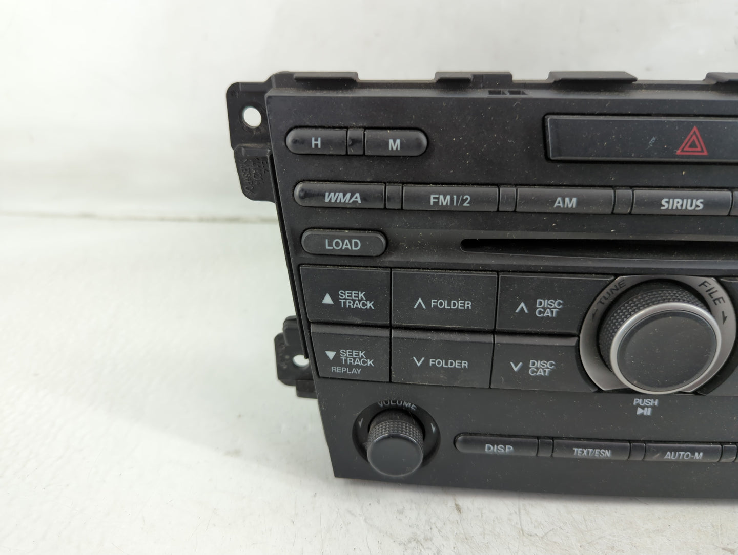 2010 Mazda Cx-7 Radio AM FM Cd Player Receiver Replacement P/N:EH44 66 AR0A Fits OEM Used Auto Parts - Oemusedautoparts1.com