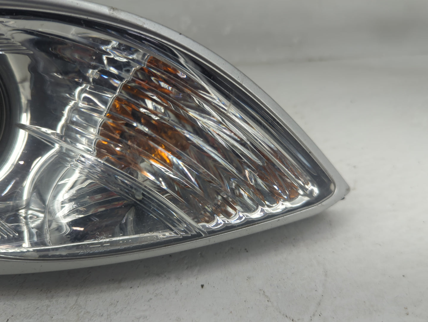2010-2012 Mazda Cx-7 Passenger Right Oem Front Light Lamp - Oemusedautoparts1.com