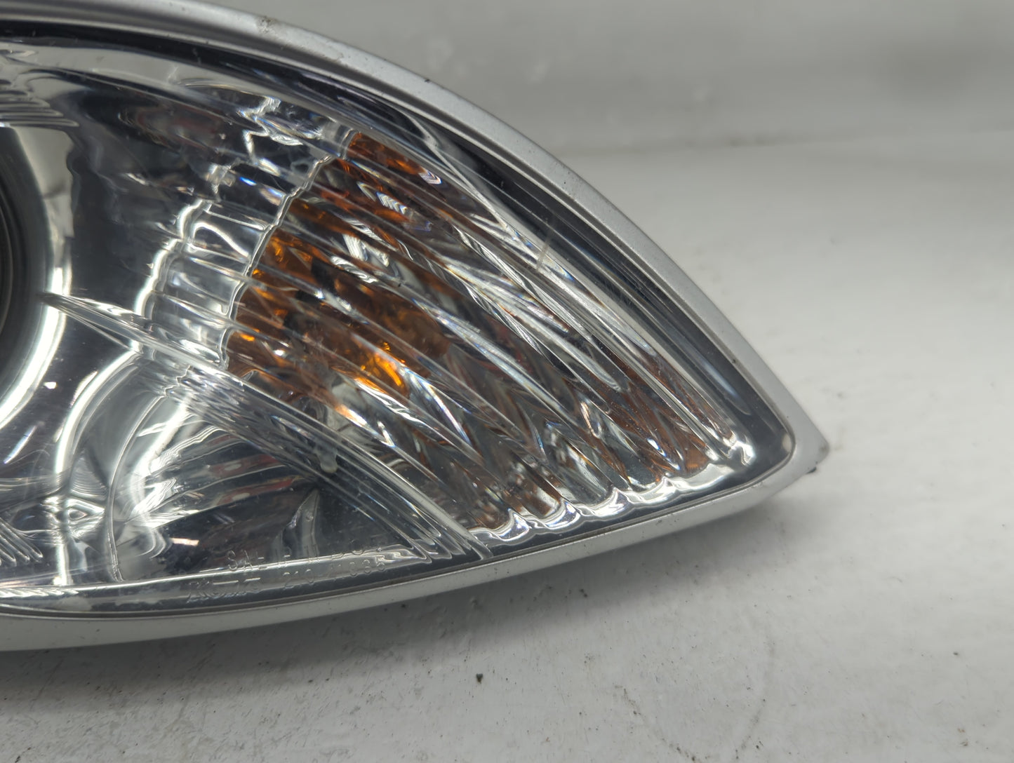 2010-2012 Mazda Cx-7 Passenger Right Oem Front Light Lamp - Oemusedautoparts1.com