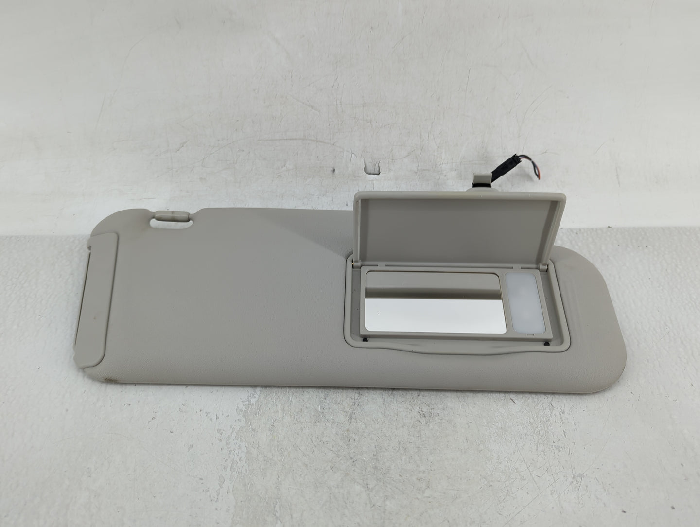 2010-2012 Mazda Cx-7 Sun Visor Shade Replacement Passenger Right Mirror Fits Fits 2010 2011 2012 OEM Used Auto Parts - Oemus