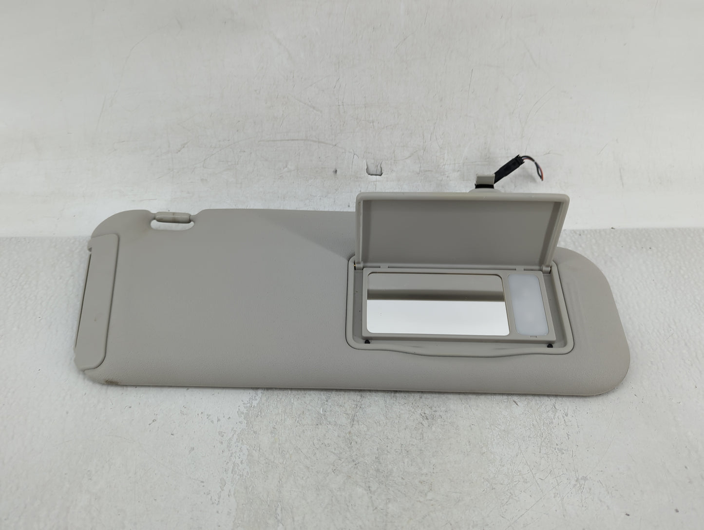 2010-2012 Mazda Cx-7 Sun Visor Shade Replacement Passenger Right Mirror Fits Fits 2010 2011 2012 OEM Used Auto Parts - Oemus