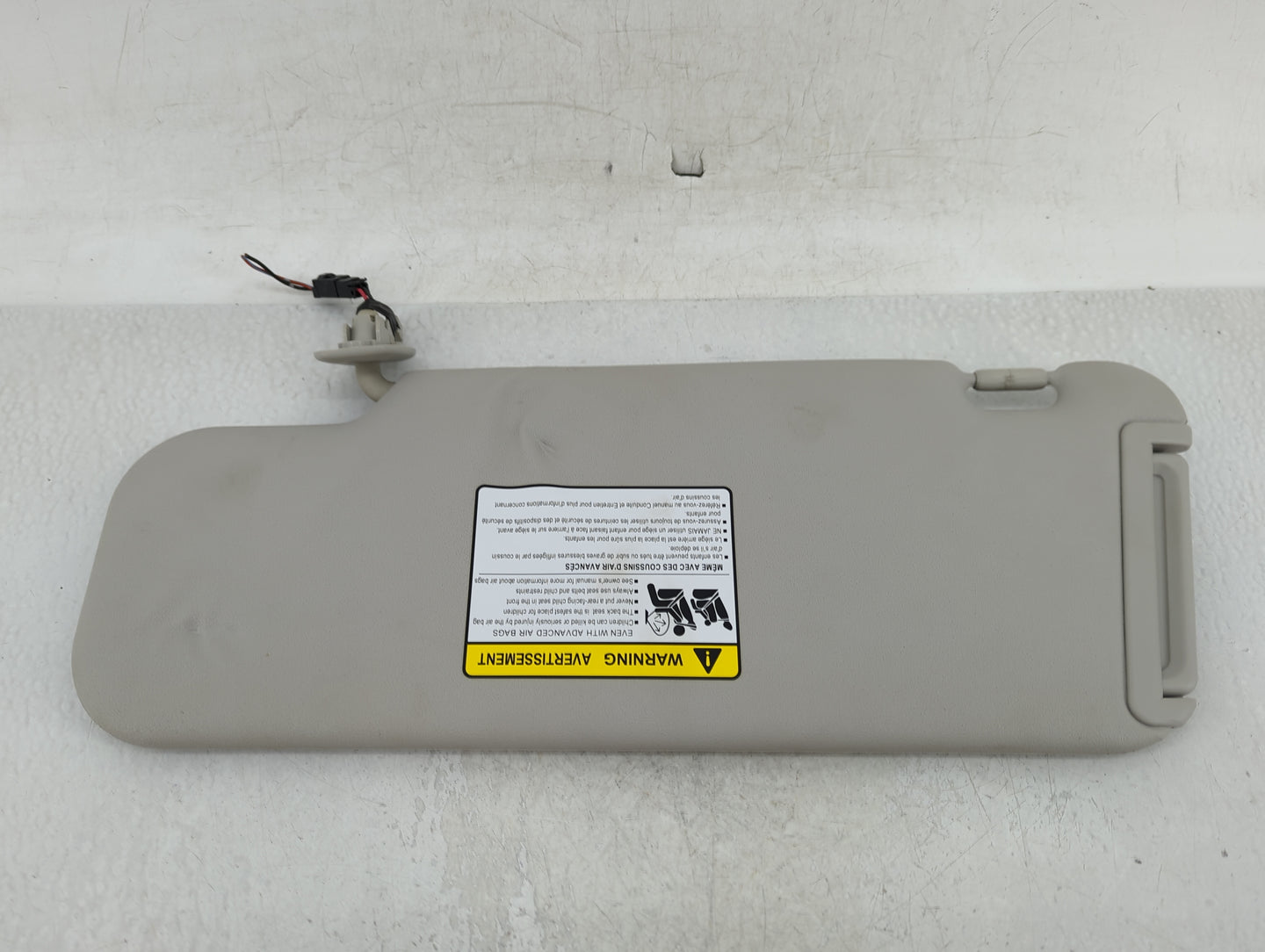 2010-2012 Mazda Cx-7 Sun Visor Shade Replacement Passenger Right Mirror Fits Fits 2010 2011 2012 OEM Used Auto Parts - Oemus