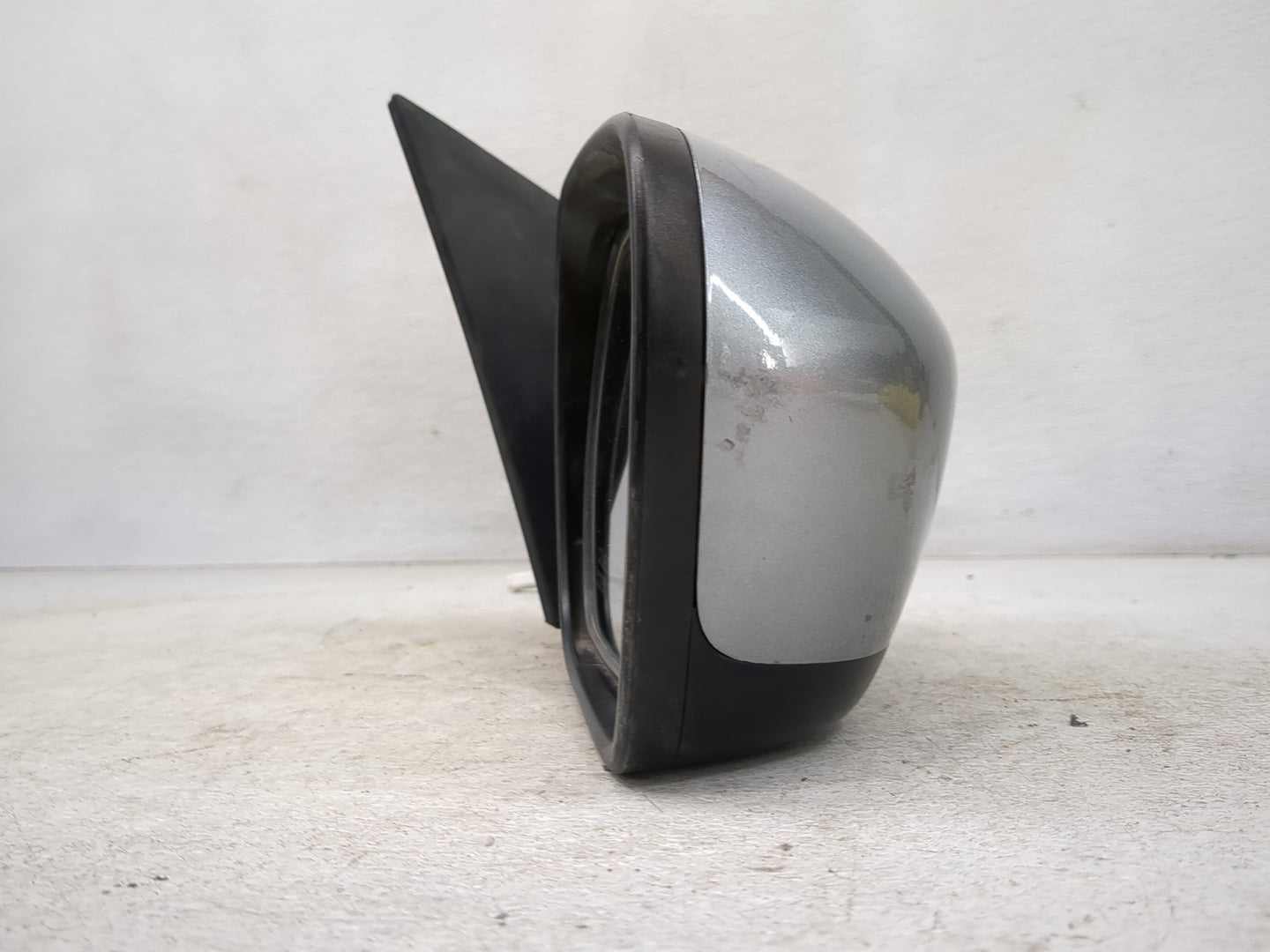 2010-2012 Mazda Cx-7 Passenger Side View Mirror - Right Door Mirror OEM Used - Oemusedautoparts1.com