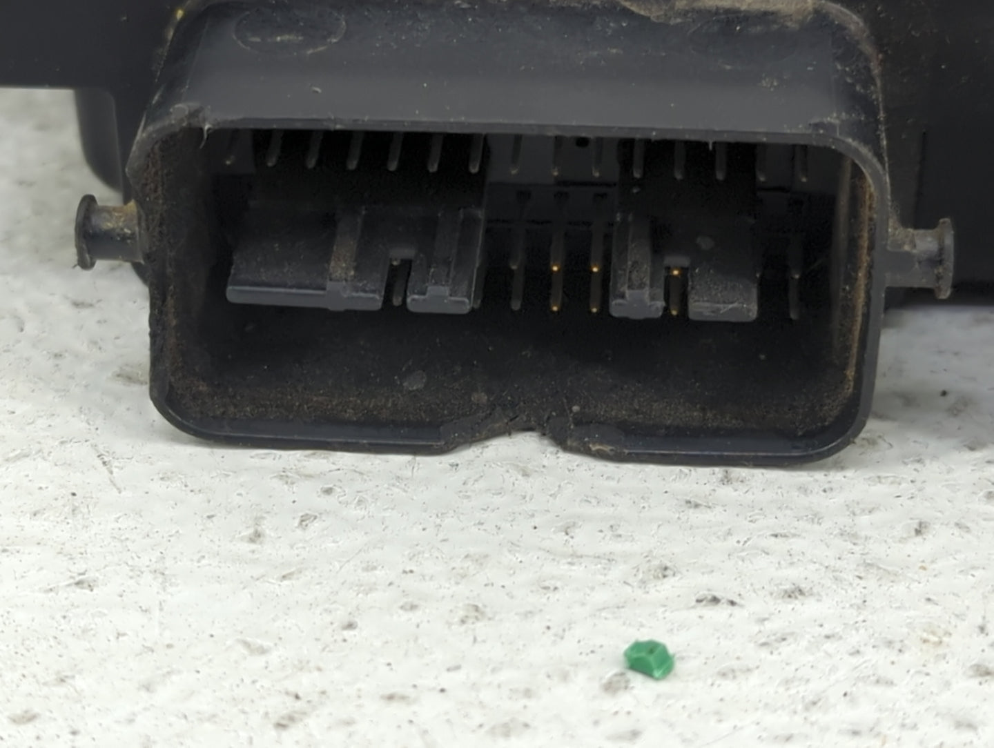 2010 Mazda Cx-7 PCM Engine Control Computer ECU ECM PCU OEM P/N:L556 18 881F E6T60672H3 Fits OEM Used Auto Parts - Oemusedau