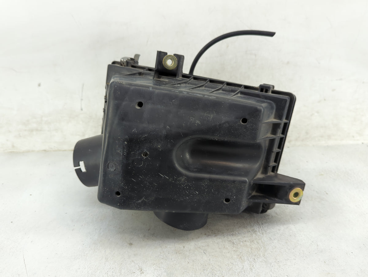 2010 Mazda Cx-7 Air Cleaner Intake-duct Hose Tube 1476613 - Oemusedautoparts1.com