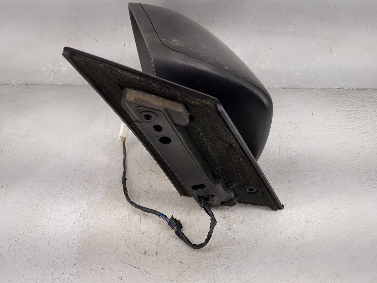 2010-2012 Mazda Cx-7 Driver Side View Mirror - Left Door Mirror OEM Used - Oemusedautoparts1.com