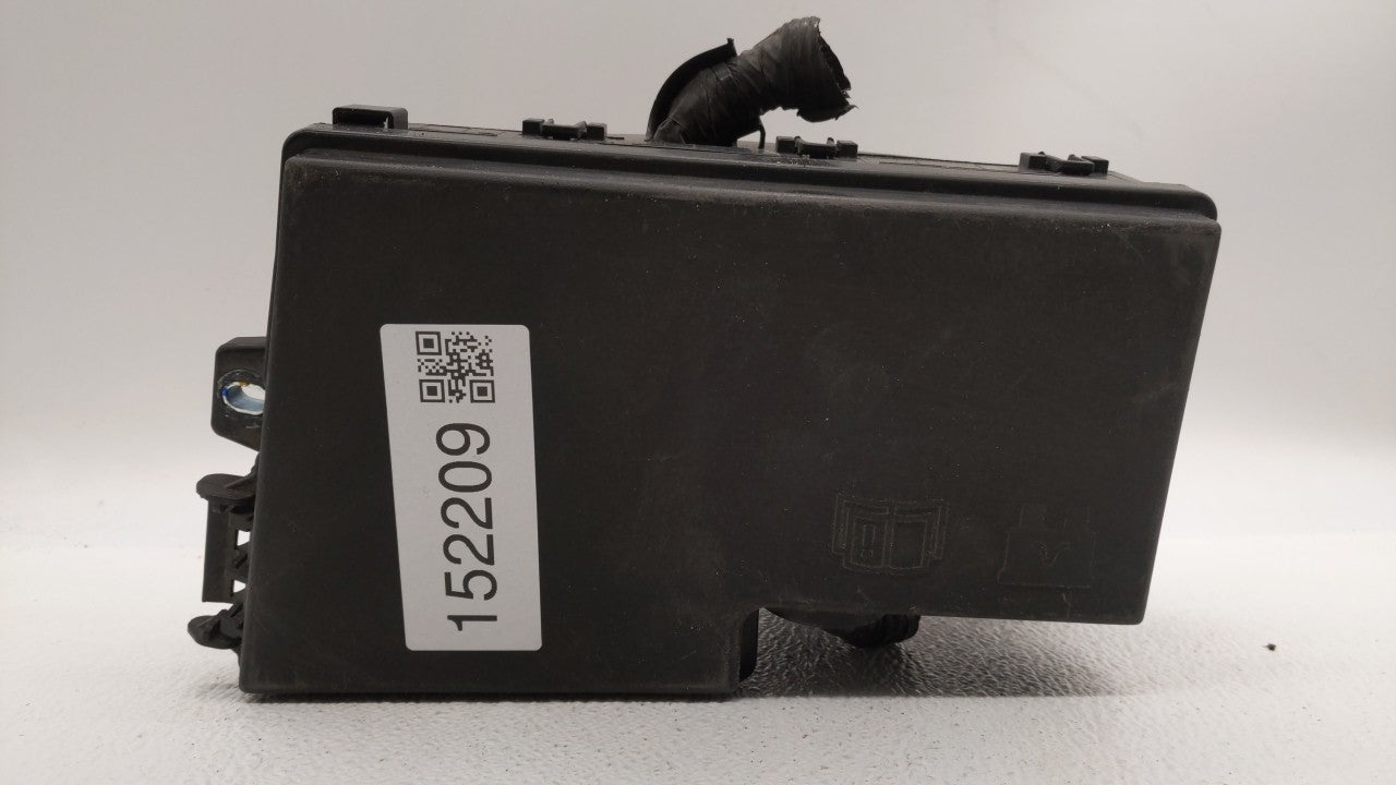 2010-2012 Mazda Cx-7 Fusebox Fuse Box Panel Relay Module P/N:EG21-66767 Fits Fits 2010 2011 2012 OEM Used Auto Parts - Oemus