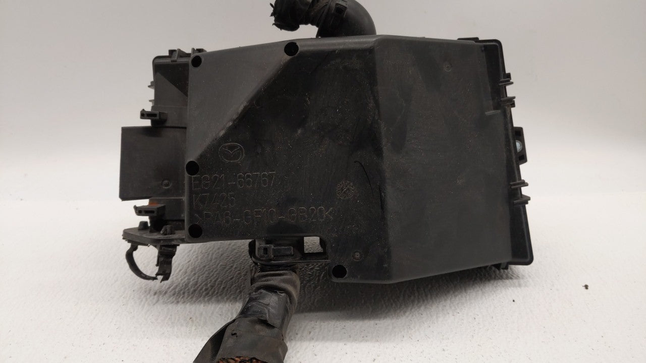 2010-2012 Mazda Cx-7 Fusebox Fuse Box Panel Relay Module P/N:EG21-66767 Fits Fits 2010 2011 2012 OEM Used Auto Parts - Oemus