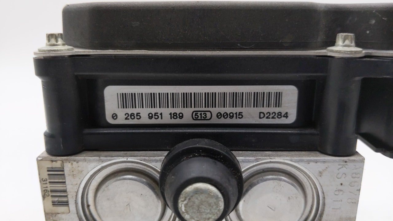 2010 Mazda Cx-7 ABS Pump Control Module Replacement P/N:EH44 43 7A0 Fits OEM Used Auto Parts - Oemusedautoparts1.com