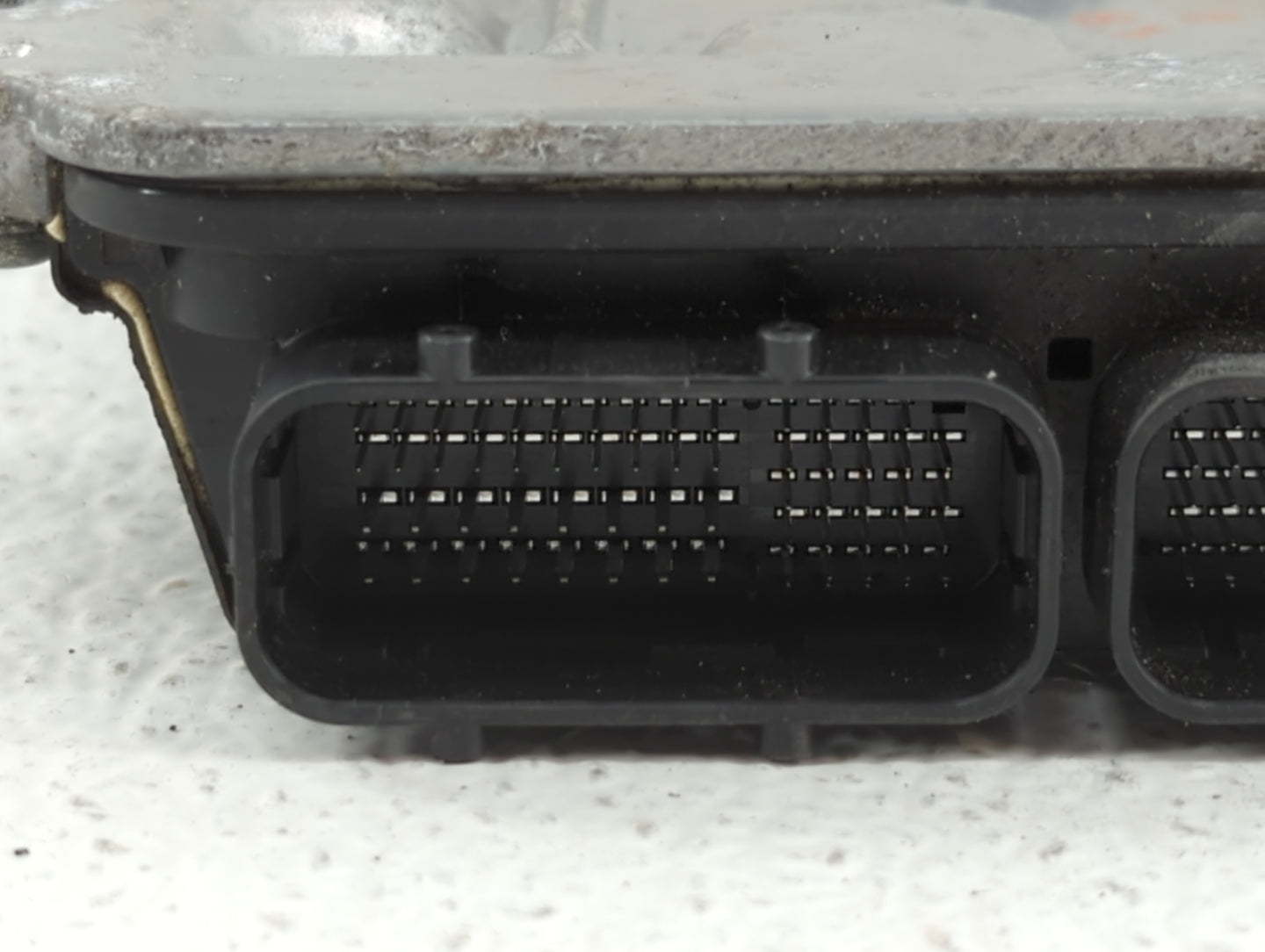 2010 Mazda Cx-7 PCM Engine Control Computer ECU ECM PCU OEM P/N:PSAP 18 881 PYKE 18 8K2D Fits OEM Used Auto Parts - Oemuseda
