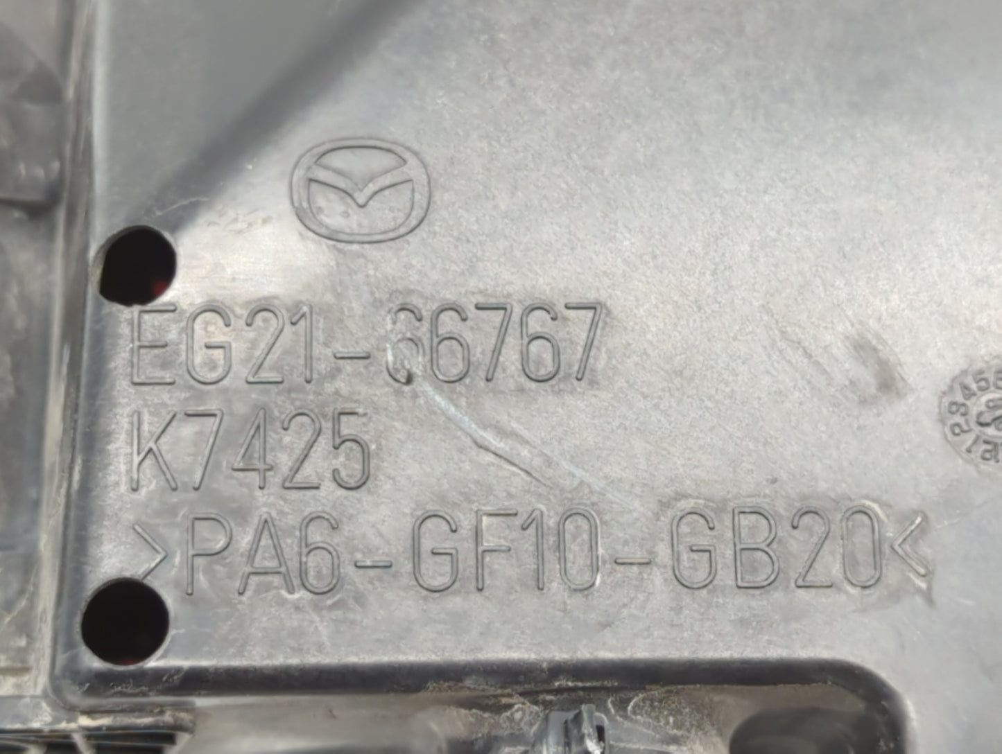 2010-2012 Mazda Cx-7 Fusebox Fuse Box Panel Relay Module P/N:EG21-66767 Fits Fits 2010 2011 2012 OEM Used Auto Parts - Oemus