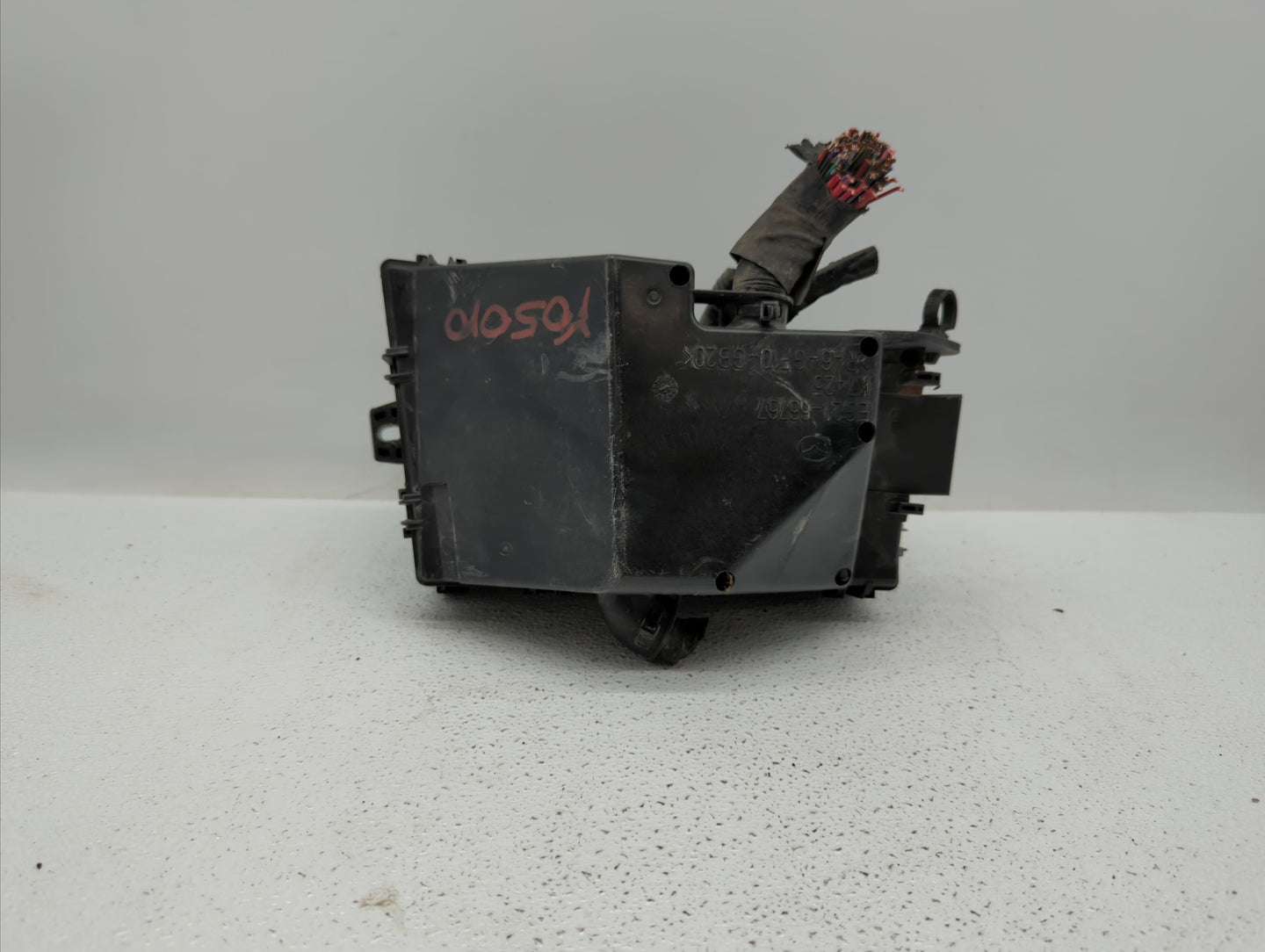 2010-2012 Mazda Cx-7 Fusebox Fuse Box Panel Relay Module P/N:EG21-66767 Fits Fits 2010 2011 2012 OEM Used Auto Parts - Oemus