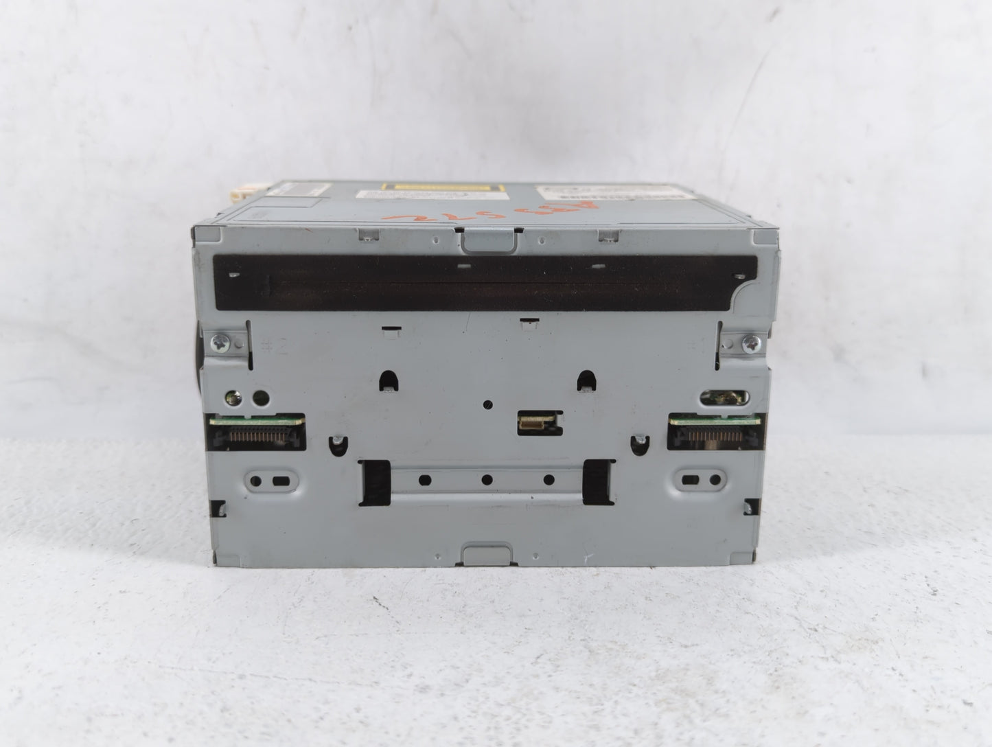 2010-2010 Mazda Cx-7 Am Fm Cd Player Radio Receiver - Oemusedautoparts1.com