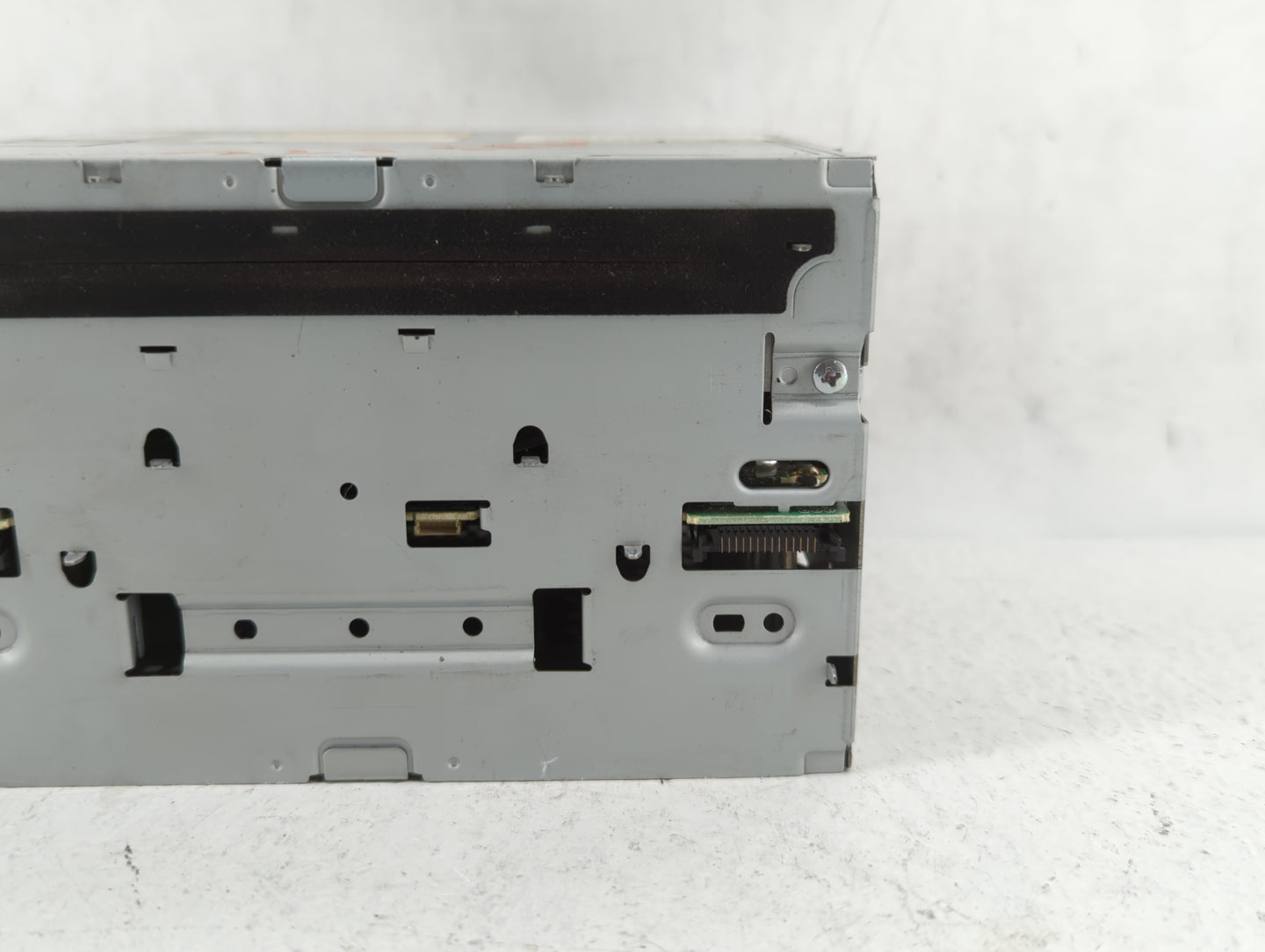 2010-2010 Mazda Cx-7 Am Fm Cd Player Radio Receiver - Oemusedautoparts1.com