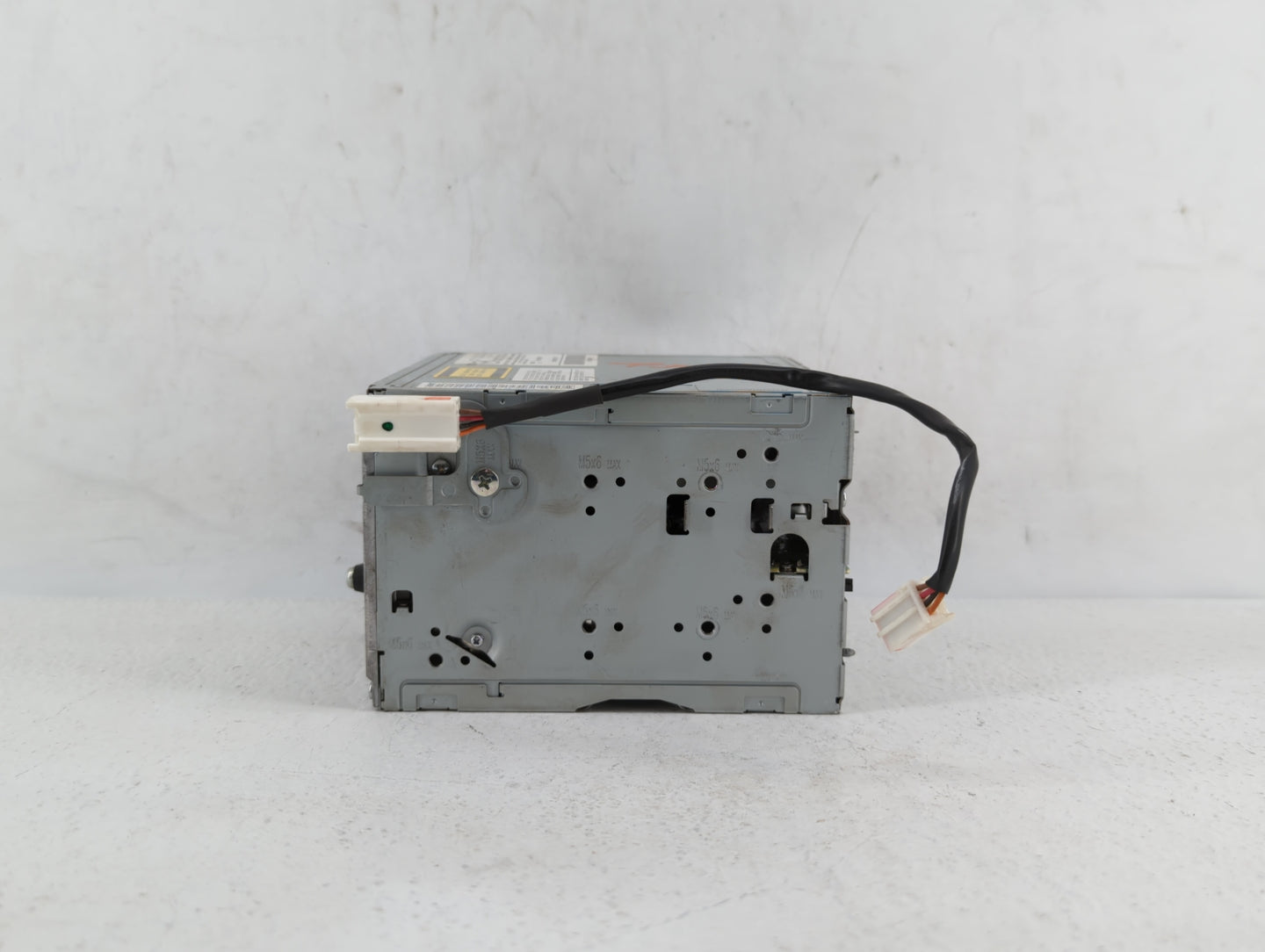 2010-2010 Mazda Cx-7 Am Fm Cd Player Radio Receiver - Oemusedautoparts1.com