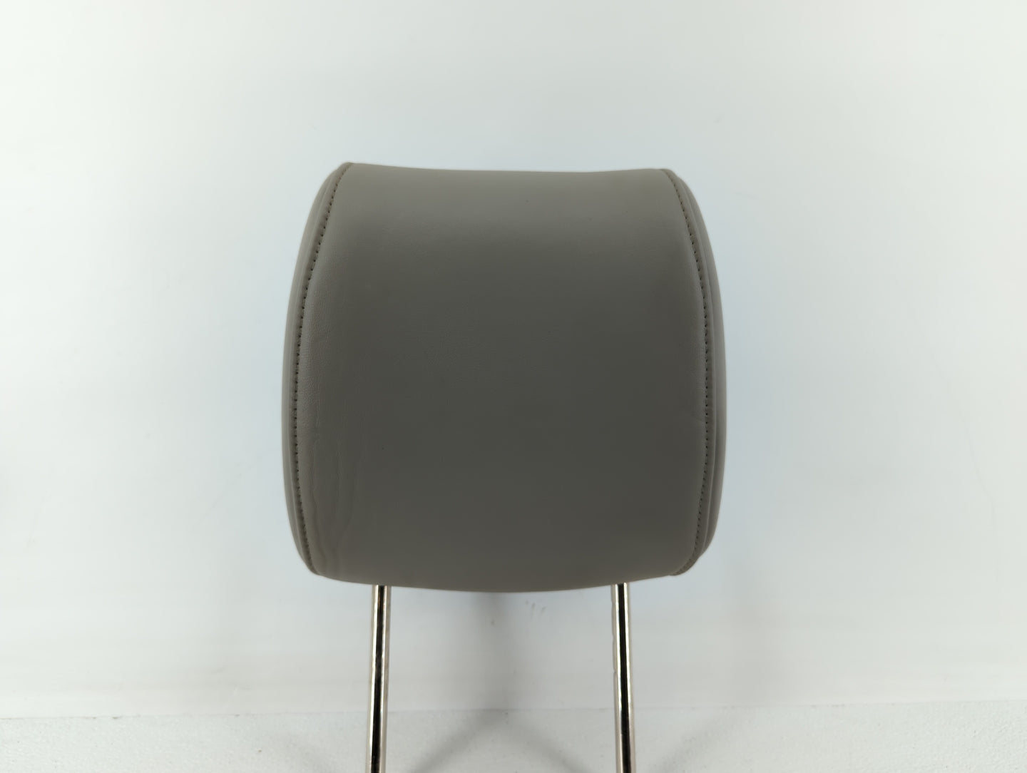 2010-2012 Mazda Cx-7 Headrest Head Rest Front Driver Passenger Seat Fits Fits 2010 2011 2012 OEM Used Auto Parts - Oemusedau