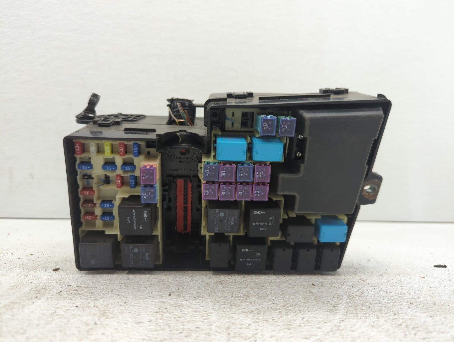 2010-2012 Mazda Cx-7 Fusebox Fuse Box Panel Relay Module P/N:EG21-66767 Fits Fits 2010 2011 2012 OEM Used Auto Parts - Oemus