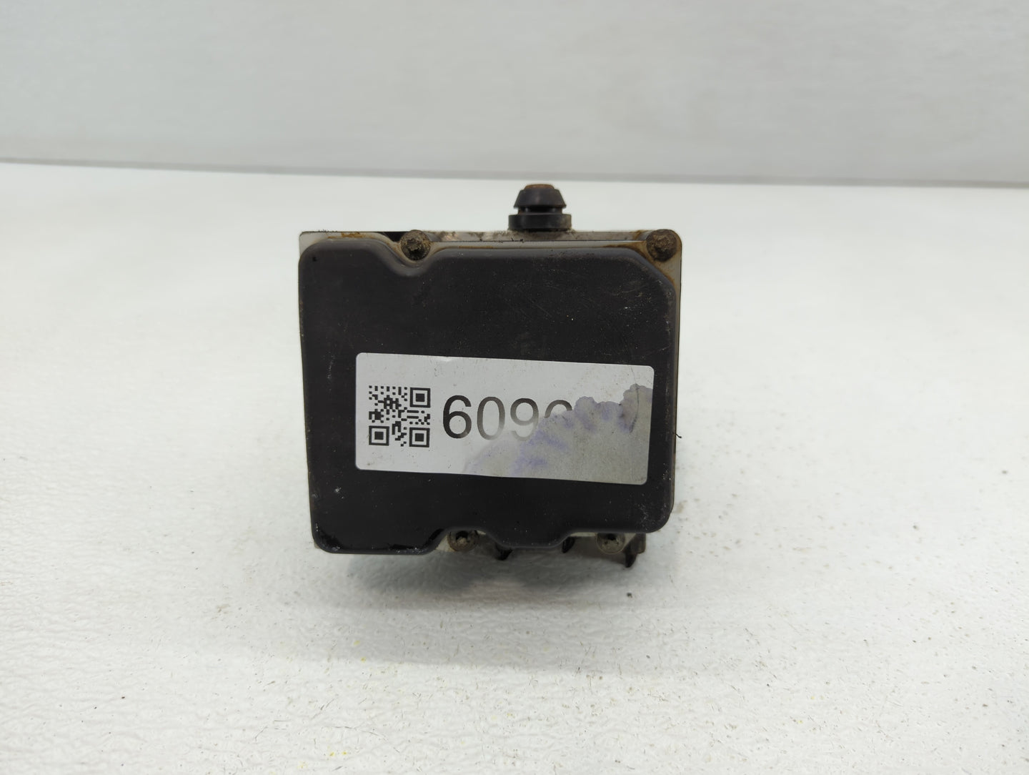 2010-2012 Mazda Cx-7 ABS Pump Control Module Replacement P/N:EH46 43 7A0 Fits Fits 2010 2011 2012 OEM Used Auto Parts - Oemu