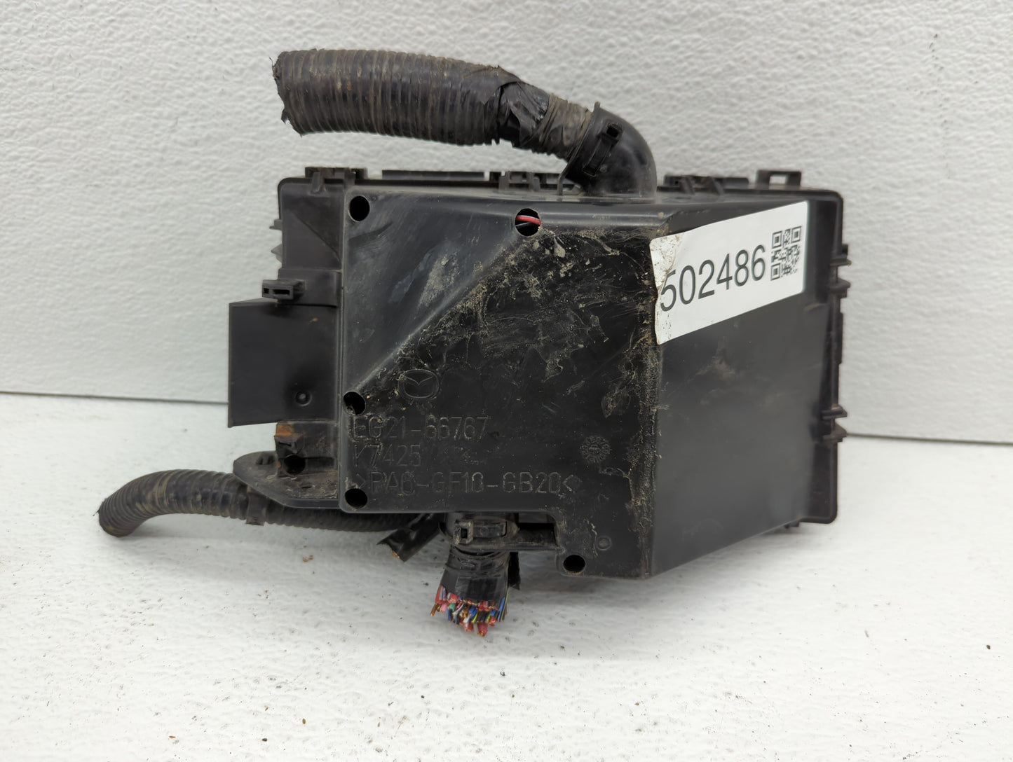 2010-2012 Mazda Cx-7 Fusebox Fuse Box Panel Relay Module P/N:EG21-66767 Fits Fits 2010 2011 2012 OEM Used Auto Parts - Oemus