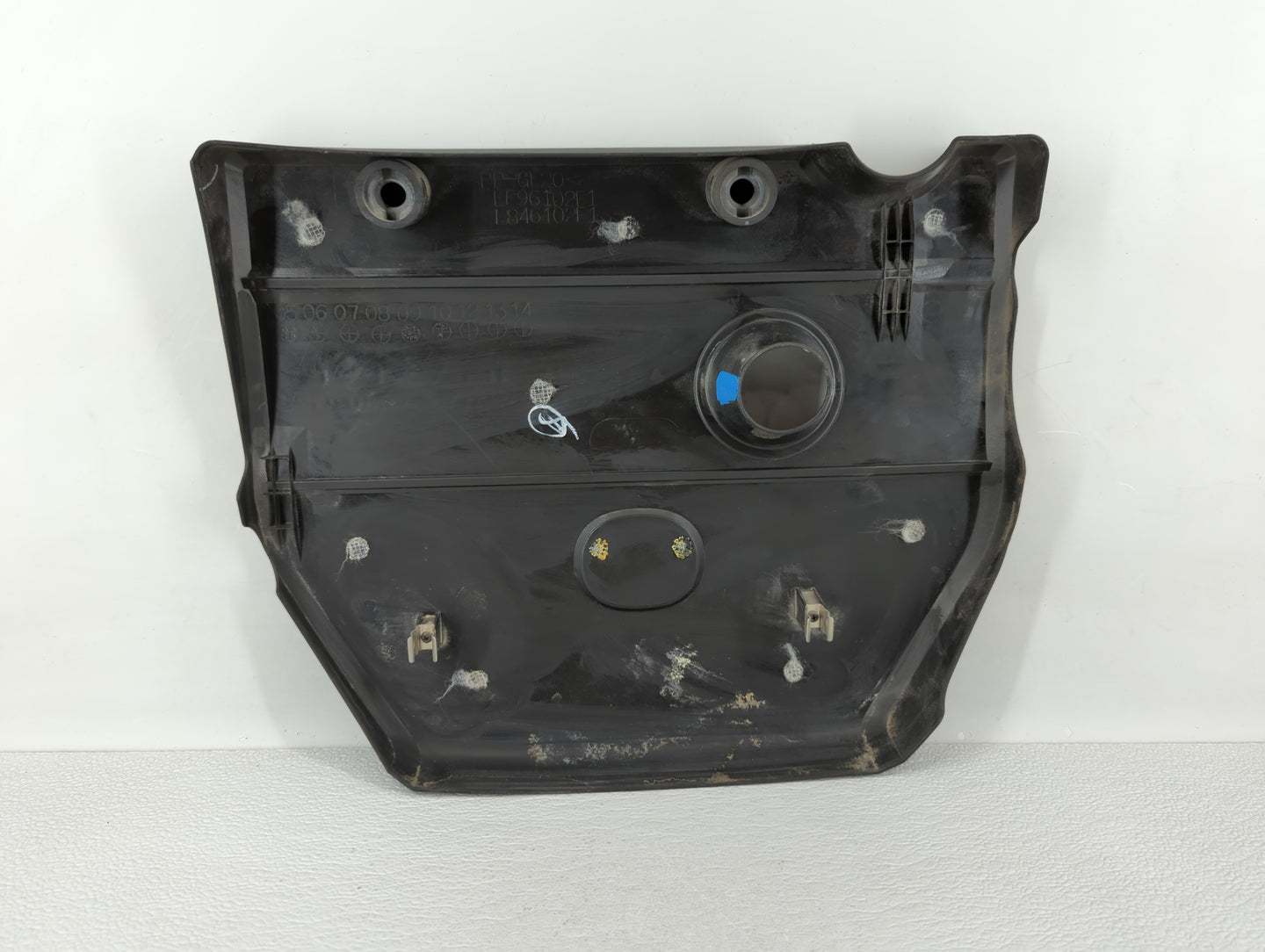 2010 Mazda Cx-7 Engine Cover - Oemusedautoparts1.com