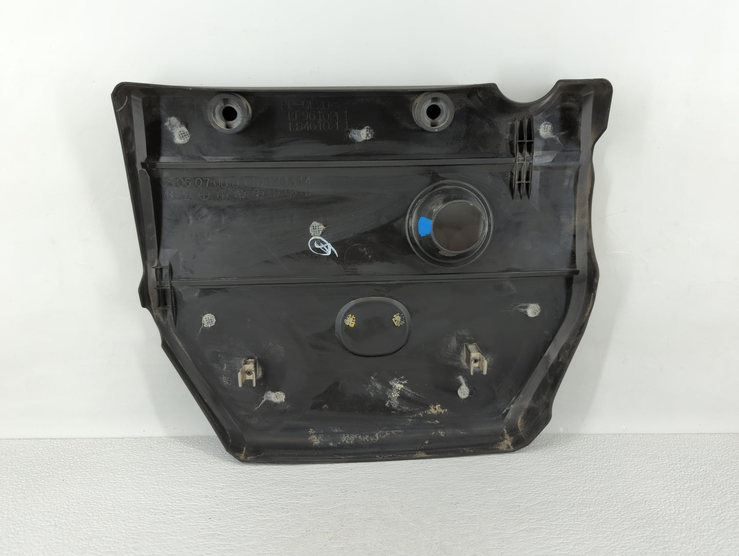 2010 Mazda Cx-7 Engine Cover - Oemusedautoparts1.com